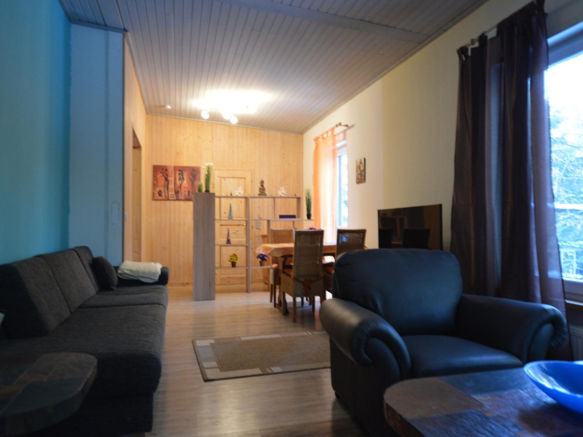 Cosy Apartment In Manderscheid With Balcony ภายนอก รูปภาพ