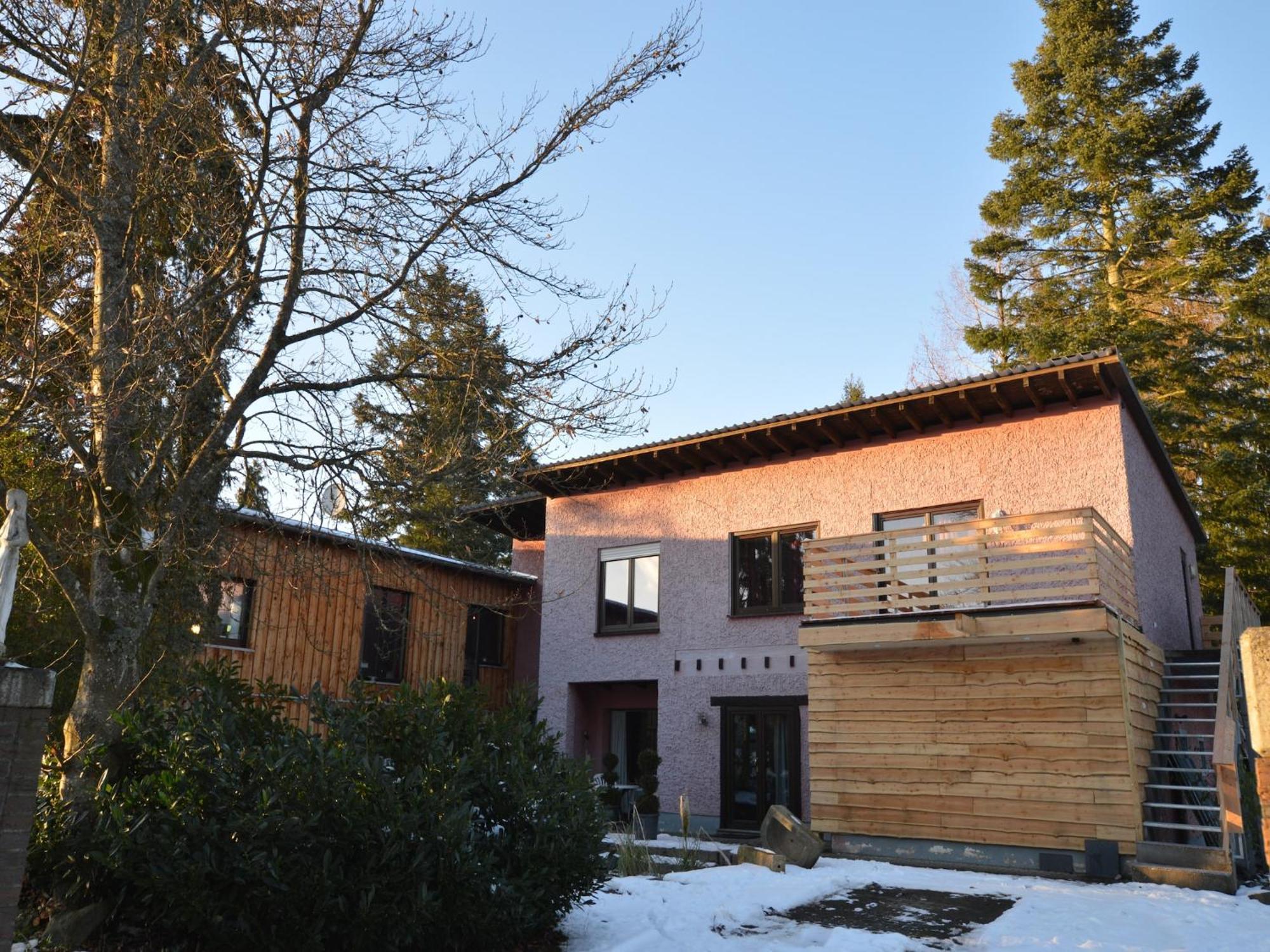 Cosy Apartment In Manderscheid With Balcony ภายนอก รูปภาพ