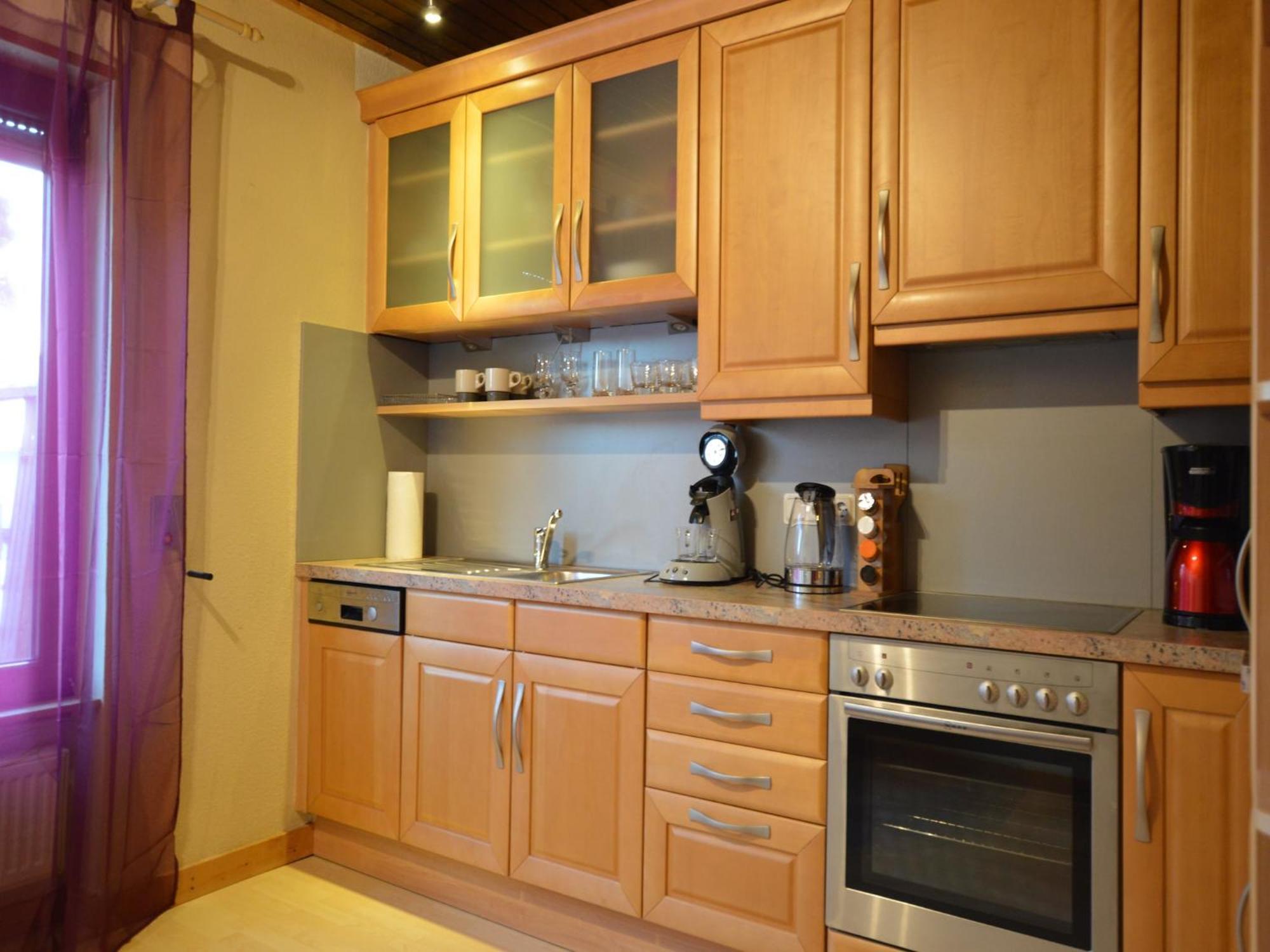 Cosy Apartment In Manderscheid With Balcony ภายนอก รูปภาพ