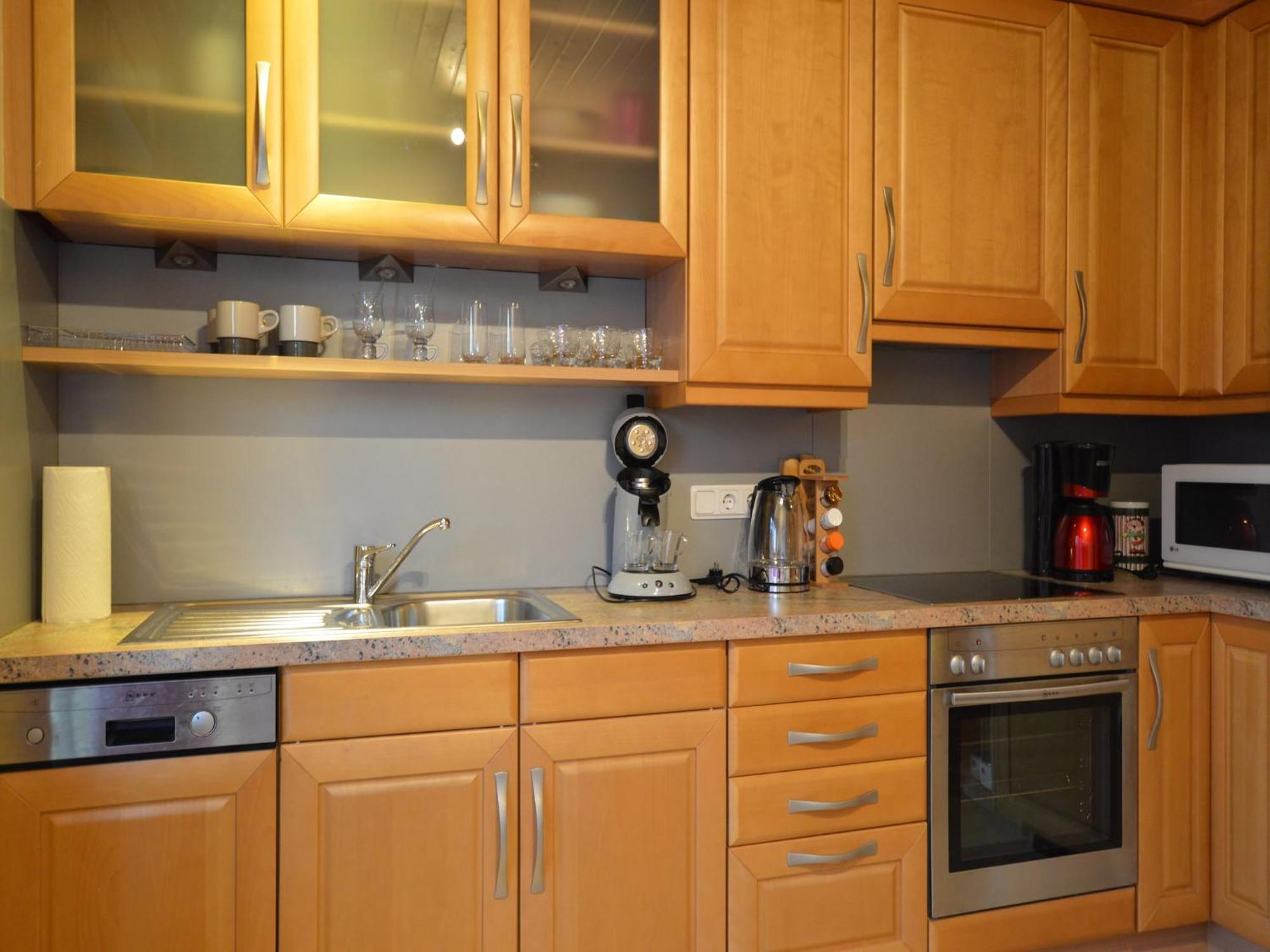 Cosy Apartment In Manderscheid With Balcony ภายนอก รูปภาพ